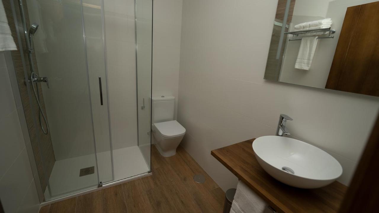 Apartamentos Puerta De Occidente Cornellana Exteriér fotografie